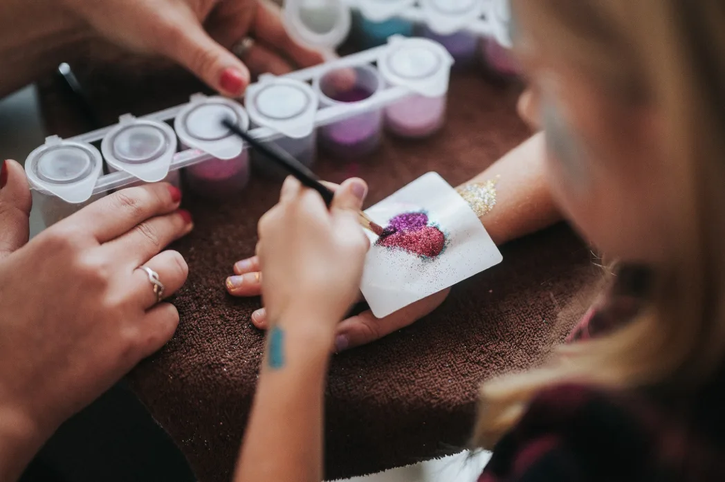 Malba na  tělo & obličej- Hranice- olomouc- radka kunovská - malování na těhotenské bříško(bellypainting)