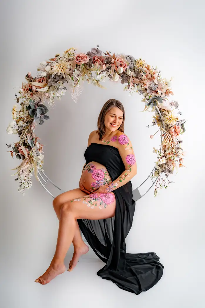 Malba na  tělo & obličej- Hranice- olomouc- radka kunovská - malování na těhotenské bříško(bellypainting)